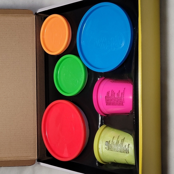 💥5/$25 Play-Doh 6 Variety Pack Slime - Picture 2 of 2